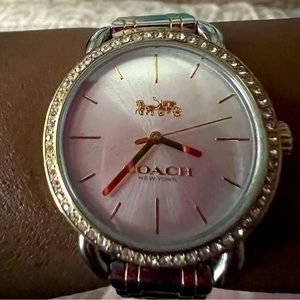 I don’t know what coach watch it is but it’s workable